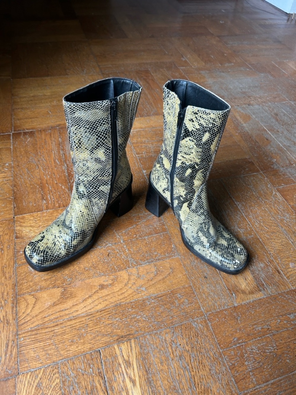 Vintage MIA 90s Snakeskin Boots